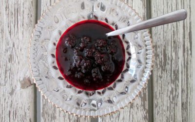 Smagfuld brombærmarmelade med friskplukkede brombær